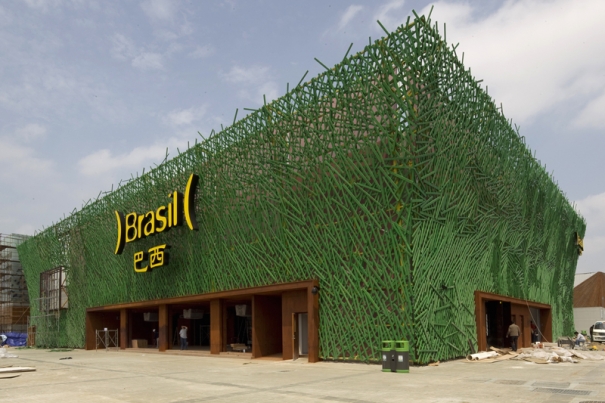 http://reho.st/www.lexpress.fr/medias/932/477203_shanghai-pavillons.jpg