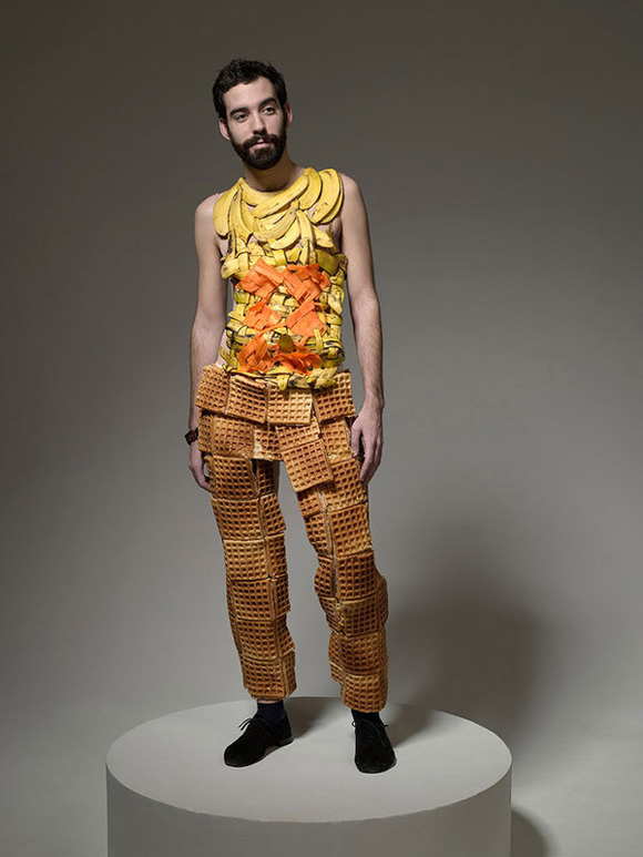 http://reho.st/www.likecool.com/Gear/Projects/Food%20fashion%20by%20Ted%20Sabarese/Food-fashion-by-Ted-Sabarese_1.jpg