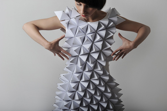http://reho.st/www.likecool.com/Style/Design/Wearable%20geometry/Wearable-geometry_2.jpg