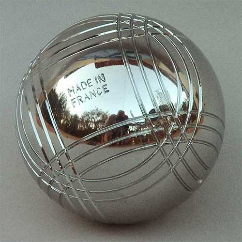http://reho.st/www.museedelaboule.com/photos/boule_loisir1.jpg