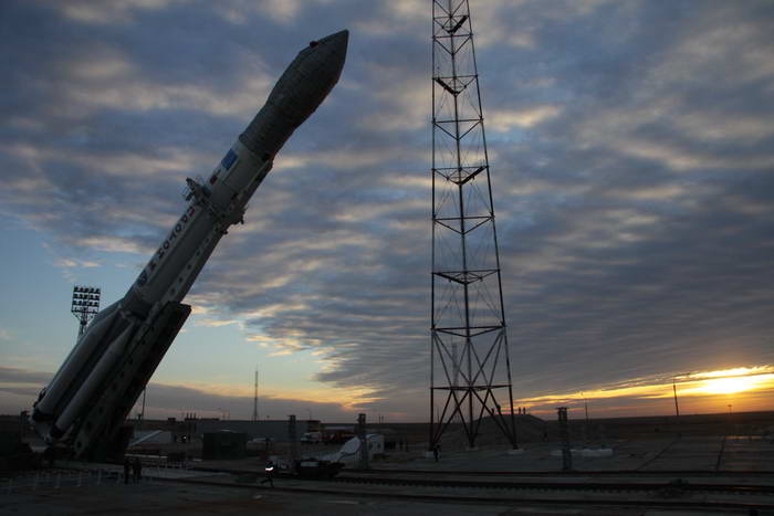 http://reho.st/www.roscosmos.ru/img/site/IMG_8739.JPG