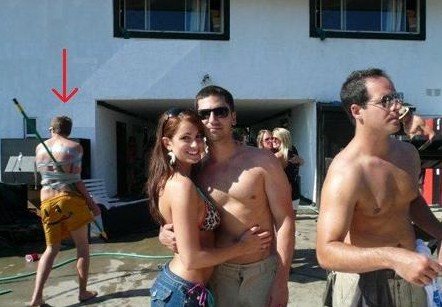 http://reho.st/www.thehighdefinite.com/wp-content/uploads/2009/07/thisguyparties.jpg