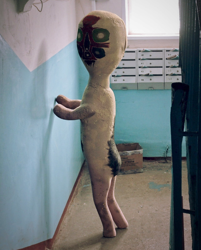 https://reho.st/https://static.wikia.nocookie.net/villains/images/0/09/TheSCP-173.jpg